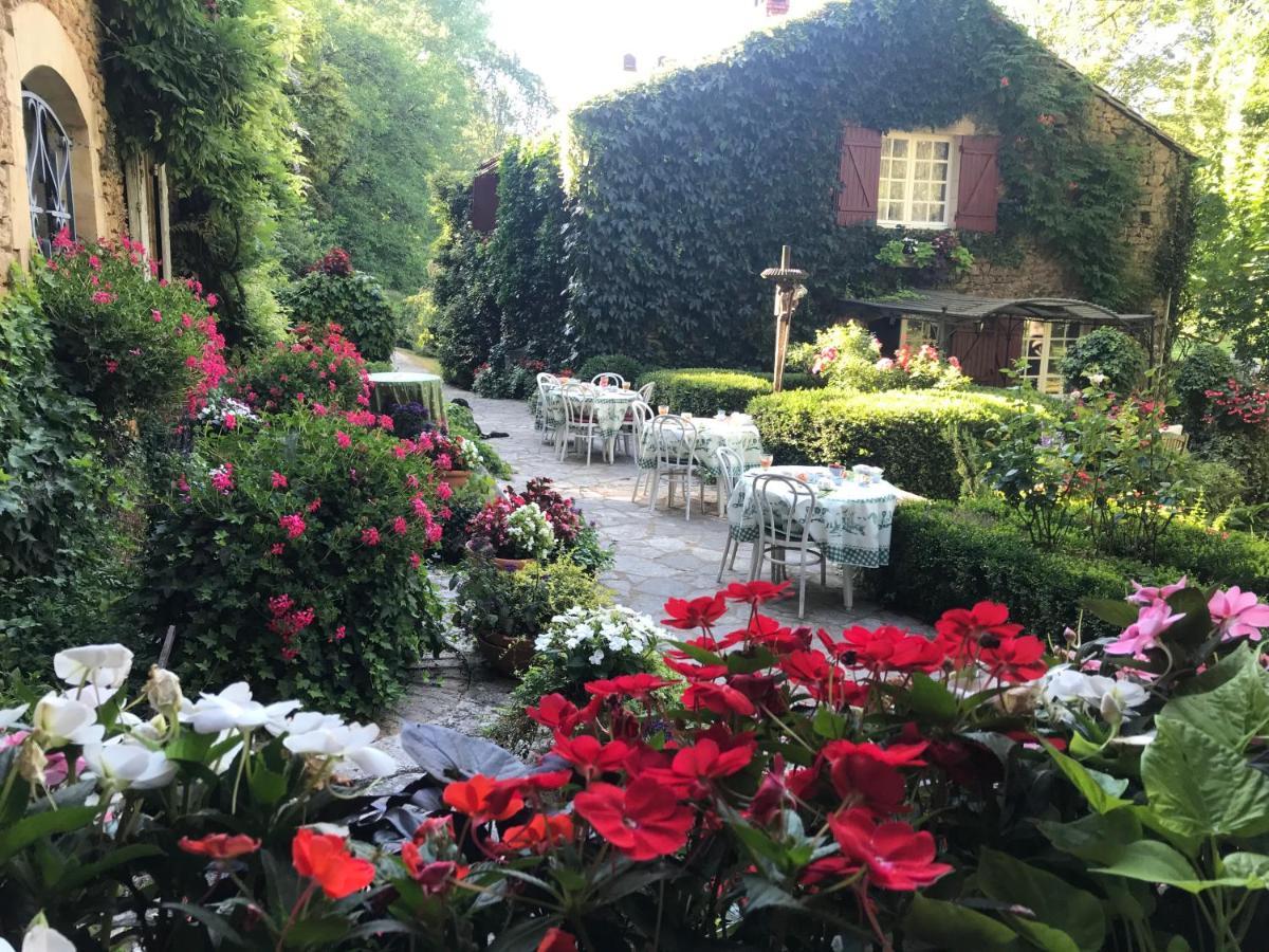 Bed & Breakfast Le Moulin Neuf Saint-Alvère Zewnętrze zdjęcie