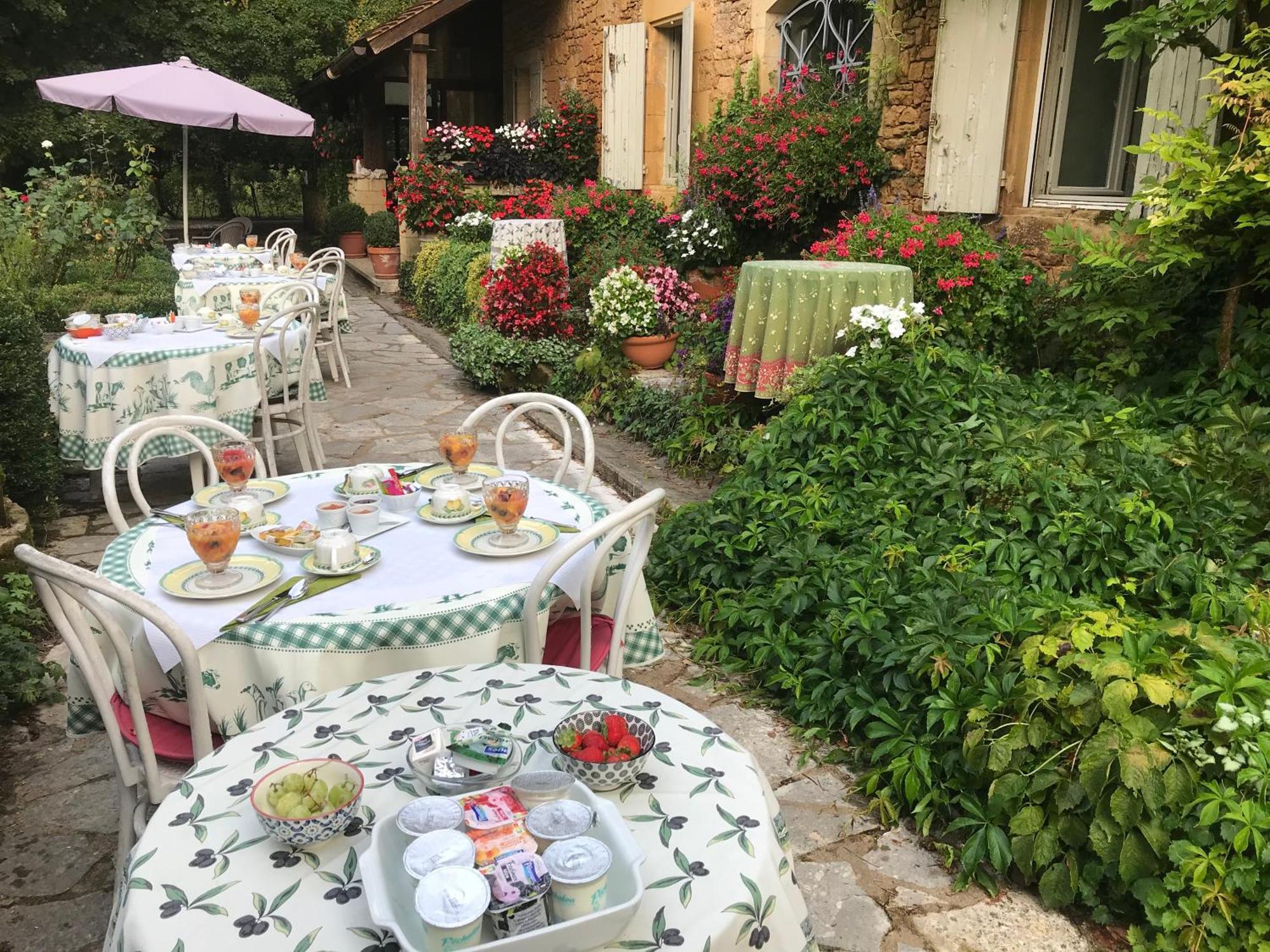 Bed & Breakfast Le Moulin Neuf Saint-Alvère Zewnętrze zdjęcie